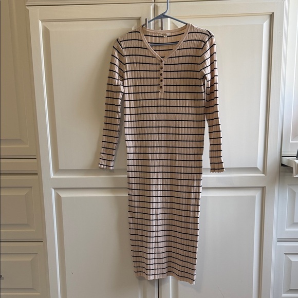Tea n Rose Cream and Black Striped Long Sleeve Dress - Picture 3 of 5